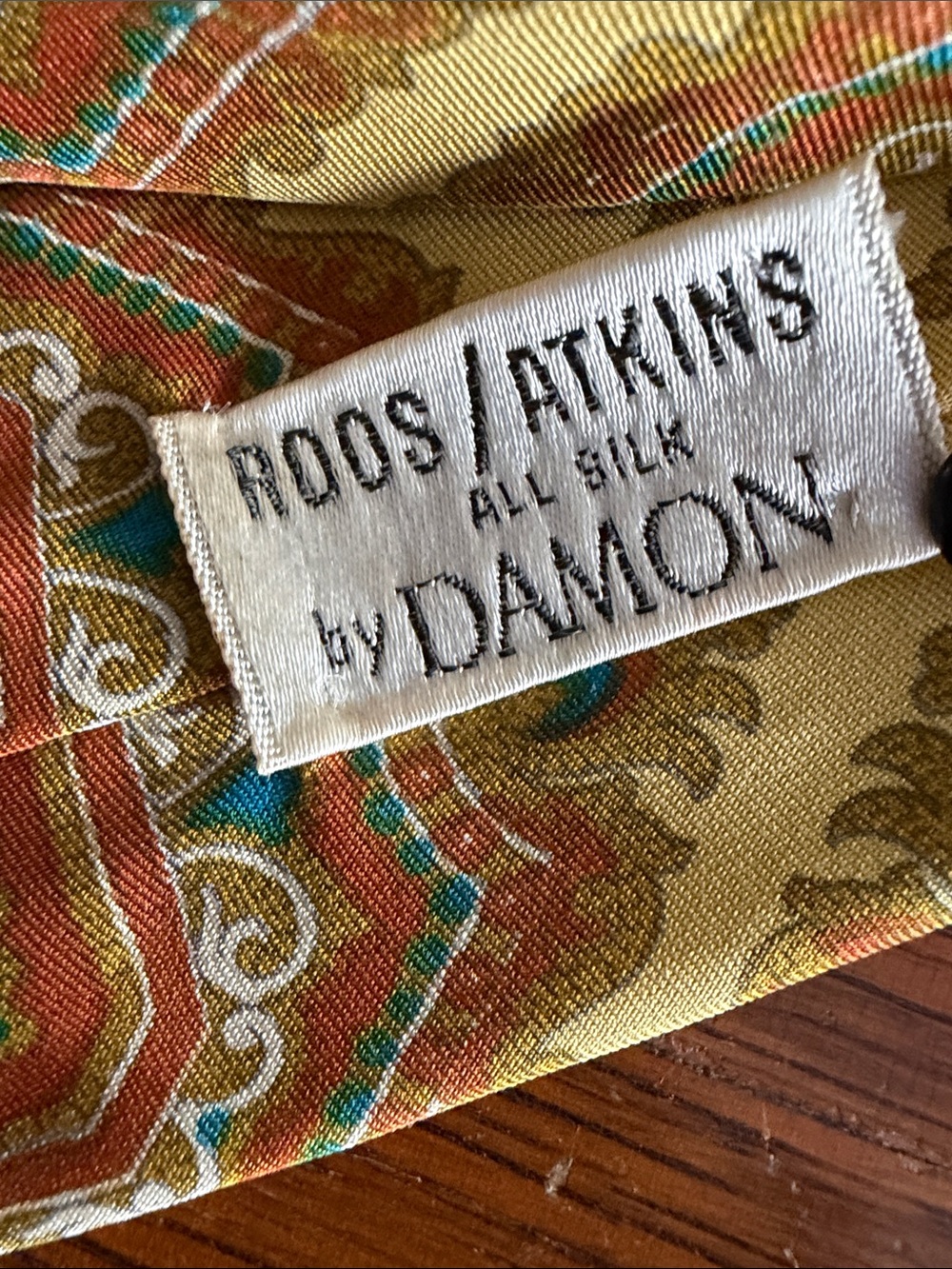 Yellow Medallion Pattern Men’s Necktie - Picture 3 of 4